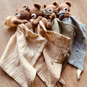 My adorable crocheted comforter Choco the bear - Handmade crocheted comforter teddy bear - Baby comforter - Double cotton gauze - Birth gift - Christmas gift