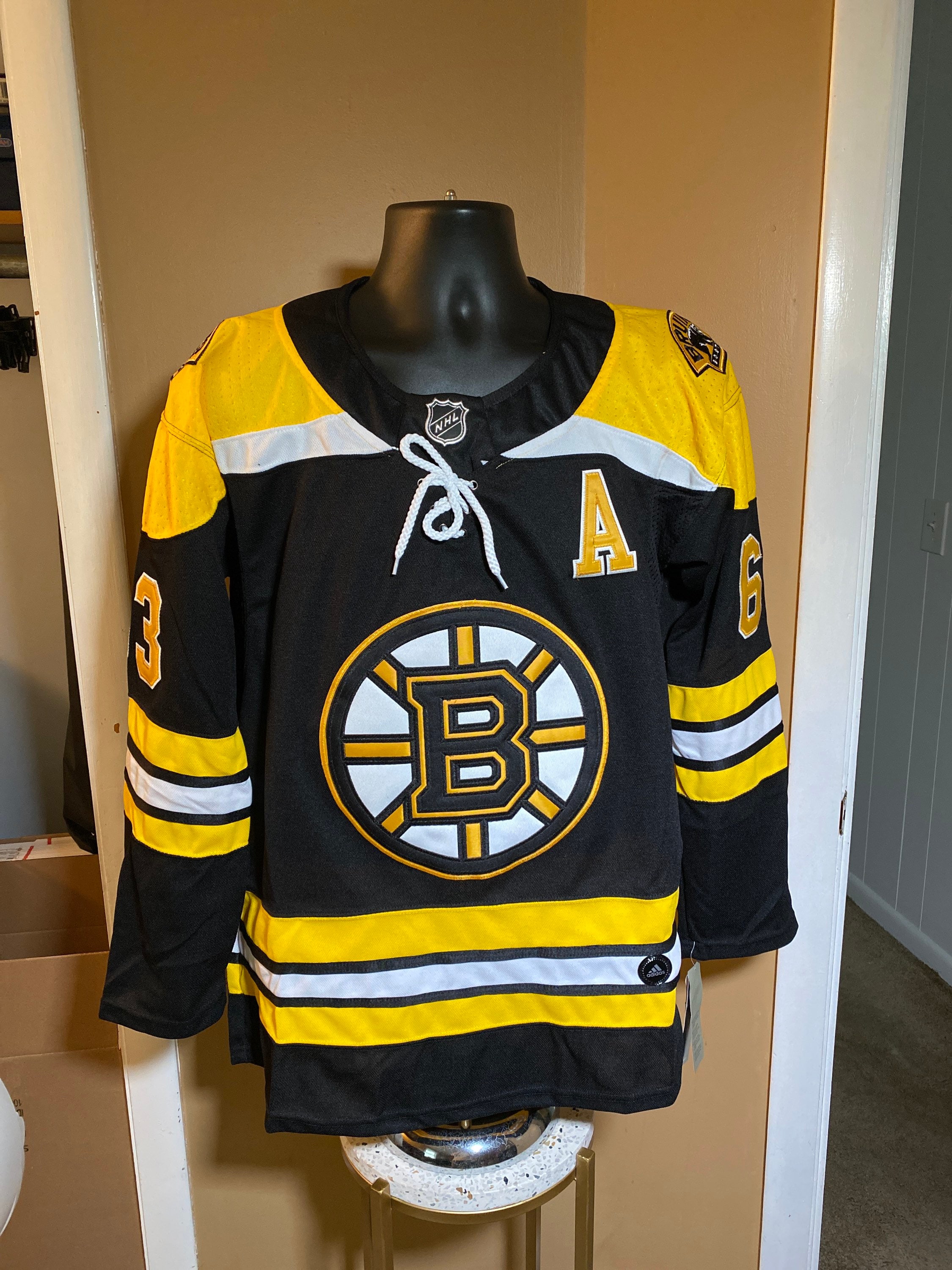 Happy Gilmore 18 Boston Alternate Style Black Hockey Jersey