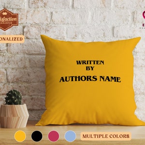 Skriven av kudde, personlig författarpresent, dramatikerpresent, anpassat örngott för manusförfattare, manusförfattare, filmförfattare, födelsedagspresent