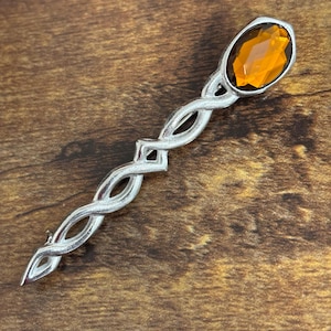 Argyll Interlace Kilt Pin with Cairngorm Stone or Amethyst | Silver Flash Pewter | Traditional Highland Dress Pin