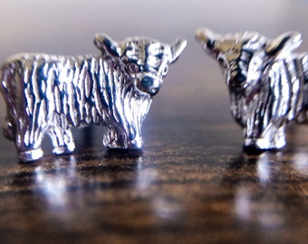 Pendientes de plata de ley con forma de vaca de las Highlands / Regalo de joyería escocesa