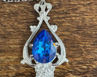 Collier pendentif saphir en forme de larme, bijoux flash en argent étain de Style victorien celtique, cadeau de pierre de naissance de septembre pour elle