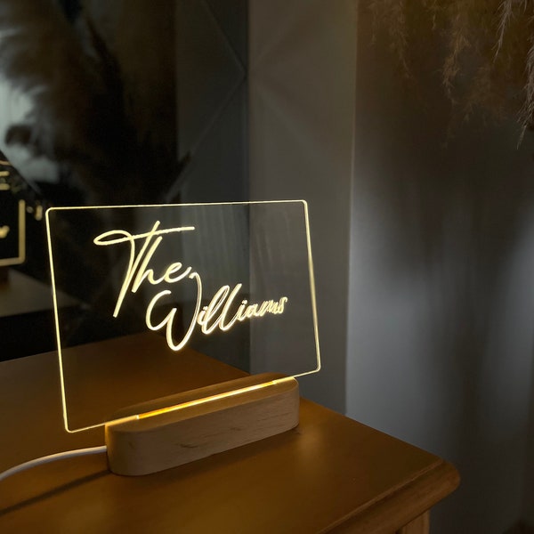 Lampe LED moderne faite main avec base en bois naturel, plexiglas chic - Éclairage d'ambiance respectueux de l'environnement - Idéal pour une décoration intérieure, des idées cadeaux uniques