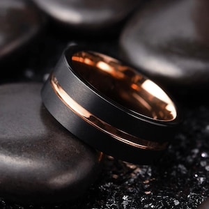Men&#39;s Black Tungsten Wedding Band 18K Rose Gold Tungsten Ring for Men Women 8 mm Black Wedding Ring Gift for Love His & Her Anniversary Ring