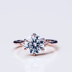 Royal 14K Gold Solitaire Diamond Engagement Ring 1.5ct Certified Round Lab Diamond Wedding Ring Anniversary Statement Bridal Ring Women Gift