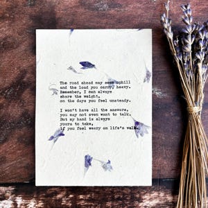 Poema El camino por delante / Estoy aquí para ti, regalo para amigos / Regalo para animarte / Regalo para mantenerte fuerte / Regalo para el mejor amigo / Citas inspiradoras