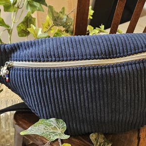 Corduroy fanny pack size M