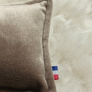 Coussin en velours, présentoirs pour bracelets. Oreillers, bracelets en velours, porte-bijoux, supports dorganisateur de bracelet. Beige