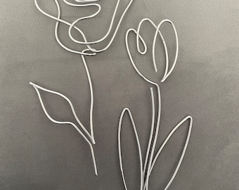 Handmade Wire Flower Wall Decor: Rose or Tulip