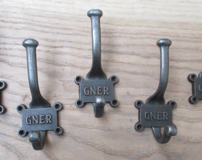 Rustic cast iron coat hooks  traditional retro vintage old victorian hat & coat hooks Antique Iron PACK OF 5 HOOKS