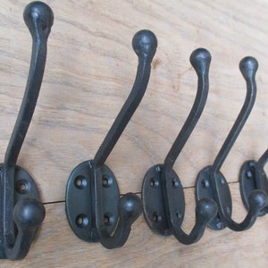 PACK OF 5 Handforged style cast iron rustic traditional retro vintage old victorian hat & coat hooks Black wax