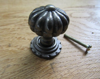 6ER PACK Gusseisen Vintage rustikaler Schrankknopf Schrankknopf Garderobe Garderobe Küche Möbelknöpfe Ziehgriffe