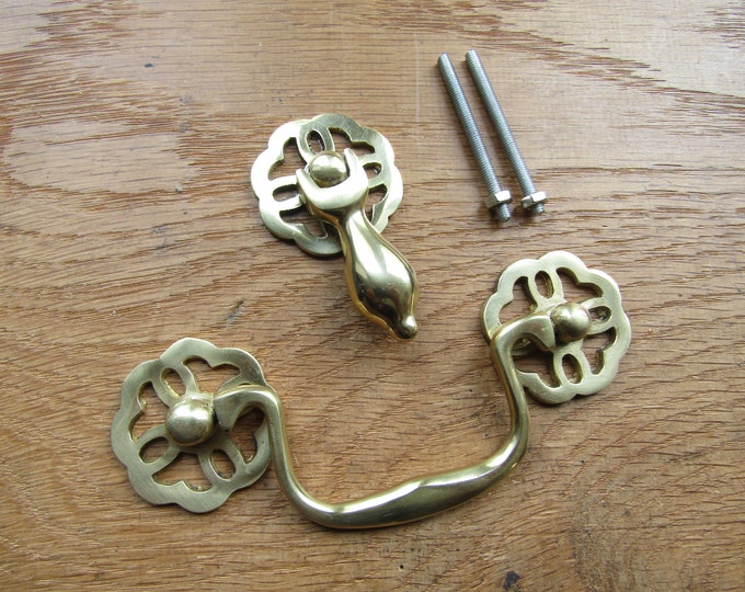 Vintage old retro style cabinet swing handle swan neck tear drop solid brass cupboard furniture fittings old antique style handles upcycle