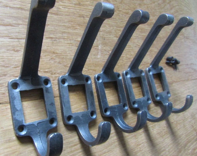 Pack of 5 SMALL LABEL School cloakroom Classic cast iron rustic traditional retro vintage old victorian hat & coat hooks Antique Iron Waxed