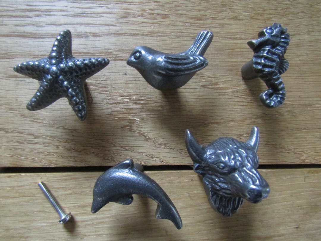 Cast Iron Vintage Rustic Cupboard Knob Drawer Wardrobe Kitchen