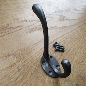 Rustic iron coat hook Classic cast iron rustic traditional retro vintage old victorian hat & coat hooks Antique Iron