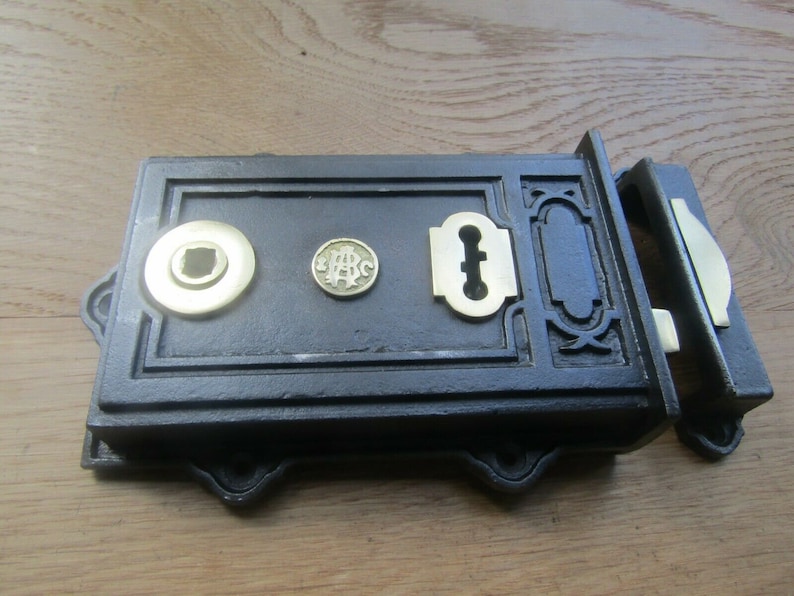 SSINTERNATIONAL Classic Victorian Rim Door Latch & Knob Set – Retro Bedroom Hardware