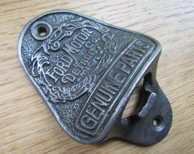 FORD MOTOR CO Bottle Opener cast iron rustic vintage wall mounted beer soda bottle opener country kitchen bar farmhouse gift