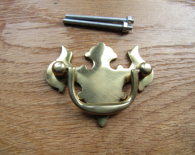 Vintage cabinet drawer swing handle Eagle Fleur de lys swan neck solid brass cupboard furniture fittings old antique vintage handles upcycle