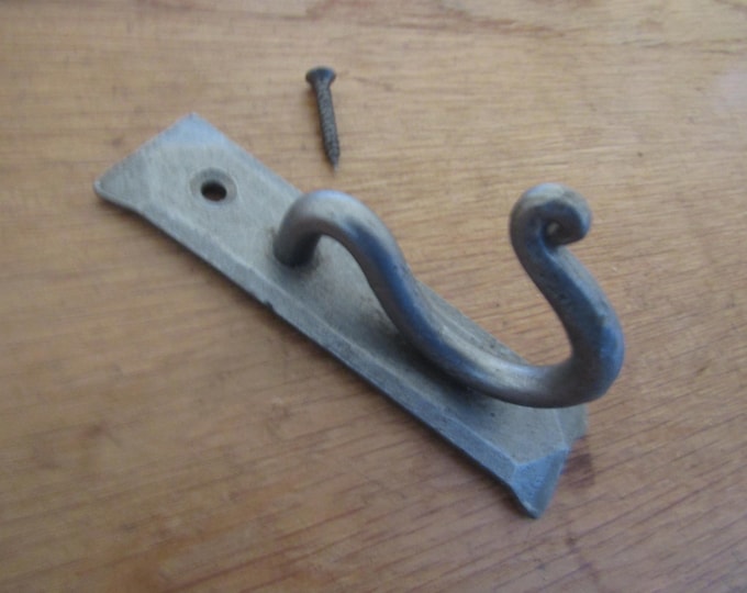 Rustic iron hook Handforged blacksmith traditional retro vintage old victorian hanging utility coat hooks peg  Antique iron