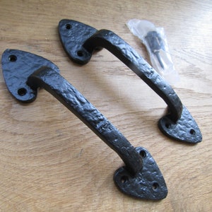 Rustic iron door pull handles gothic Leaf spear old English vintage country cottage door pull handle Door Pull Handle Rustic Black antique