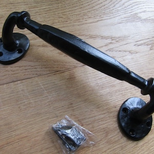 CAST IRON Rustic old English vintage country cottage door pull handle Oval grip Door Pull Handle Rustic Black antique
