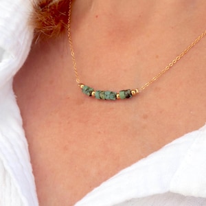 Afrikaanse turquoise ketting aan een roestvrijstalen ketting voor dames, fijne gouden verstelbare ketting in minimalistische stijl, cadeau voor haar