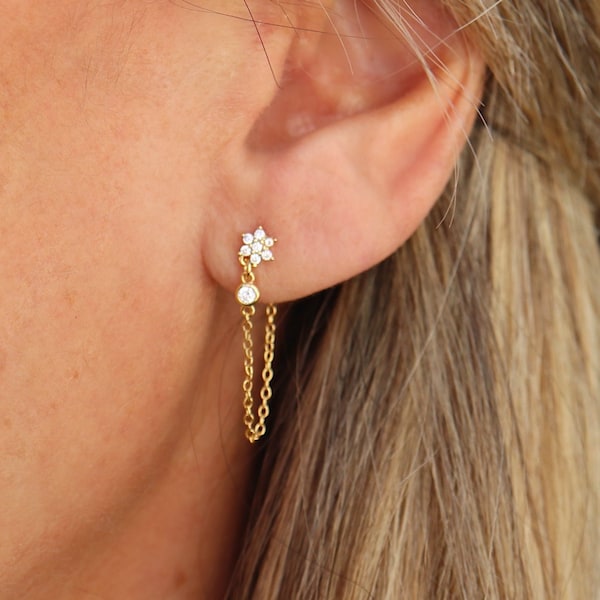 Boucles d'oreilles pendantes fleur zircons et chaine dorée pour femme,puces d'oreilles femme disponibles en argent ou doré, cadeau
