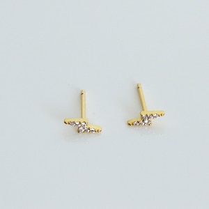 Small lightning stud earrings with brilliant zircons, mini women's studs in silver or gold, minimalist earrings