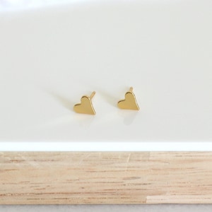 Piccoli orecchini a forma di cuore, orecchini da donna minimalisti in oro o argento, regali per lei