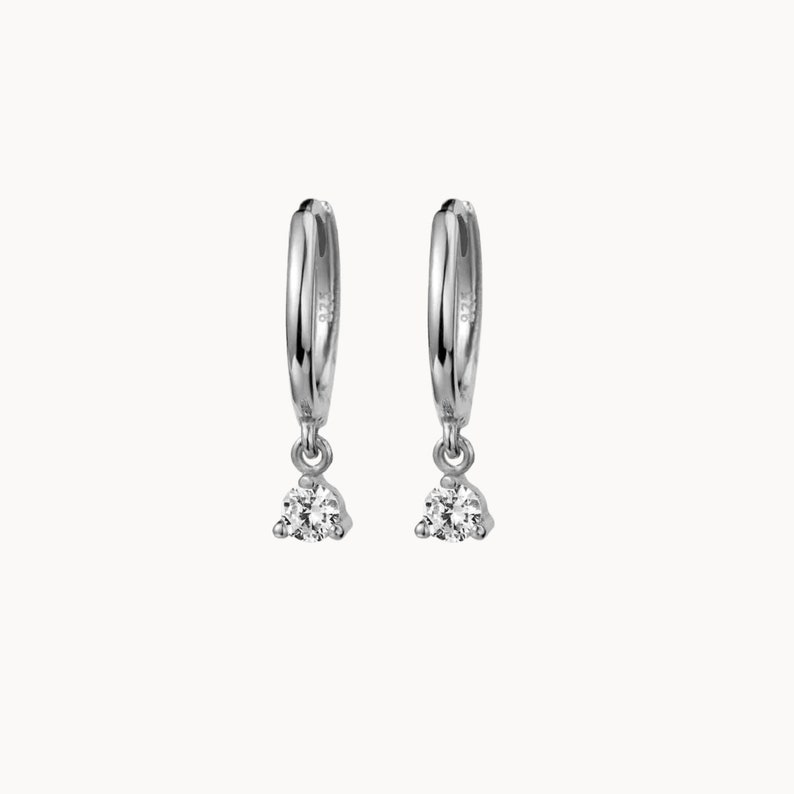 Boucles d'oreilles femme cerceaux avec zircons, créoles disponibles en argent ou doré , boucles d'oreilles minimalistes, mini hoops image 10