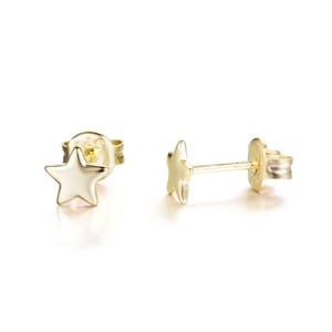 petites puces d'oreilles étoiles pour femme, mini clous d'oreilles minimalistes disponibles en argent ou dorés, cadeaux femme image 3