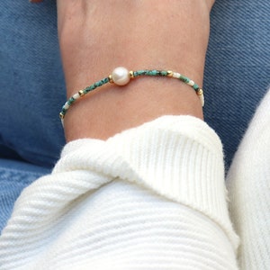 Bracelet fin élastique perle d'eau douce et perles miyuki turquoises marbrées,bracelet femme minimaliste, cadeaux femme image 6