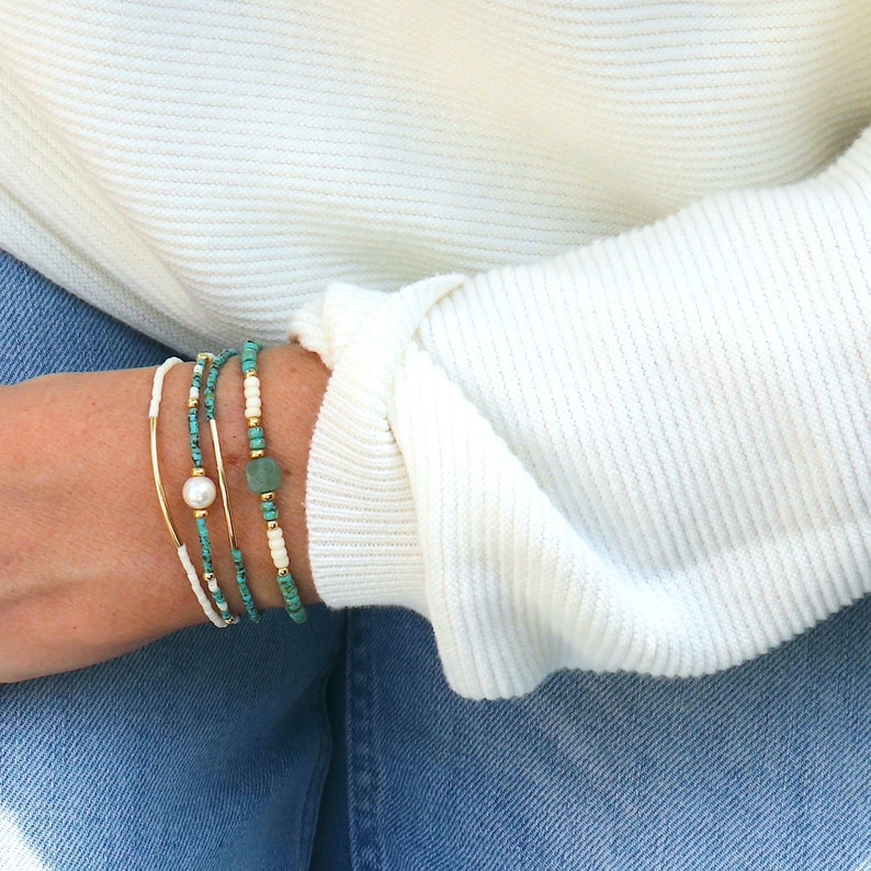 Bracelet fin élastique perle d'eau douce et perles miyuki turquoises marbrées,bracelet femme minimaliste, cadeaux femme image 4