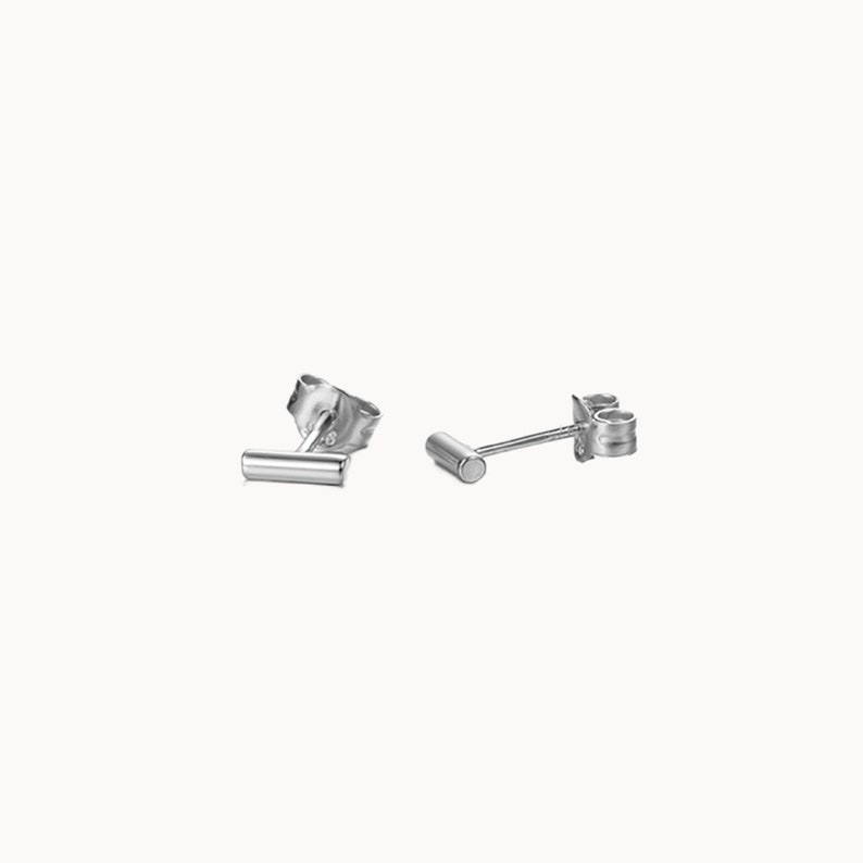 Petites puces d'oreilles barre dorée ou argent,mini clous d'oreilles minimalistes, boucles d'oreilles femme Argent