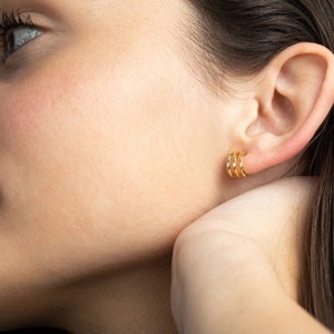 Women's earrings with three open hoops, minimalist hoop earrings available in silver or gold, women's gifts image 7