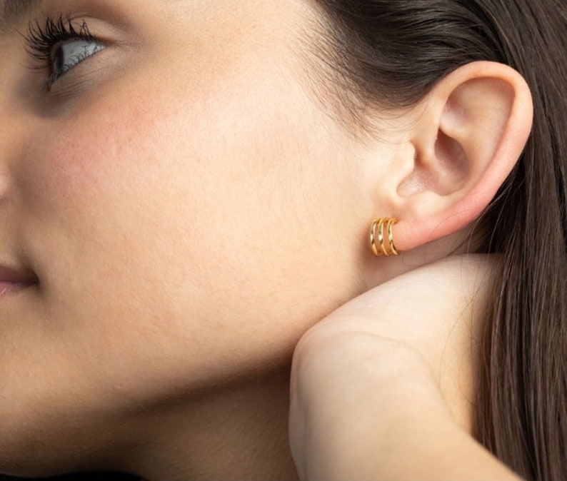 Women's earrings with three open hoops, minimalist hoop earrings available in silver or gold, women's gifts image 7
