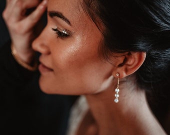 Wedding earrings with 3 rhinestones – chic bridal jewelry