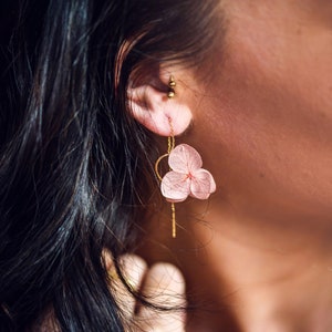 Eternal flower dangling earrings, old pink various colors image 2