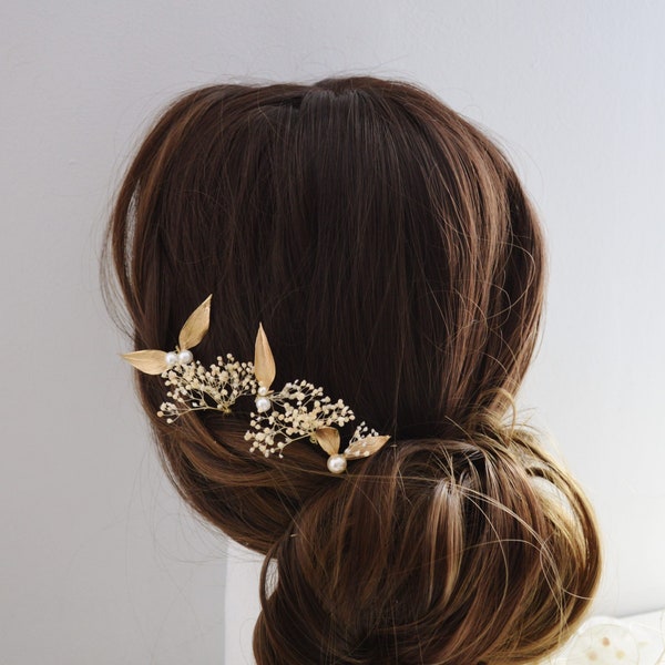 5 épingles à chignon feuilles dorées stabilisées, gypsophiles et perles – bijoux mariage collection or et ivoire