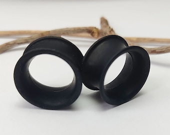 1 Paar Matte Silikon Flesh Tunnel Silicone Ear Plug Ohr Piercing double flared 6 - 16 mm schwarz Länge 10 mm Herren