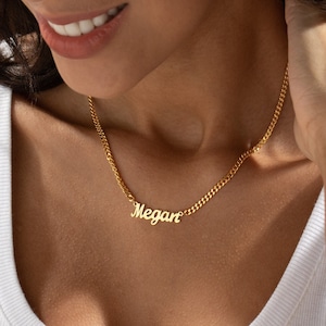 Personalised 18K Gold Name Necklace with Curb Chain, Custom Gothic Name Necklace, Birthday Gift for her, Christmas Gift for Her, for Mom imagem 1