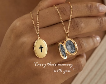 Custom Locket Necklace with Photo, Engraved Necklace, Bereavement Gift, Minimalist Memorial Jewelry, In Loving Memory Gift, Sympathy Gift