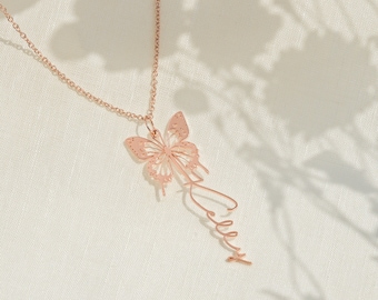 Collier de nom de papillon de naissance délicat par AnyaShopStudio, collier de nom personnalisé, bijoux de nom en or personnalisés, cadeau d'anniversaire pour son cadeau de maman