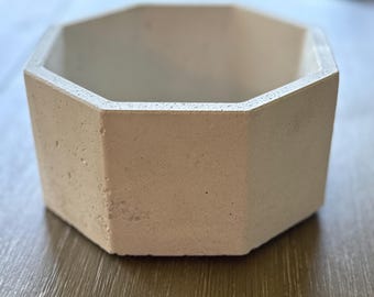 Modern Octagon Concrete Indoor Planter – 6” Smooth Natural Pot for Succulents, Cacti & Houseplants