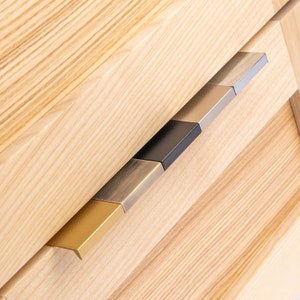 Squared Edge Pull Drawer Handle