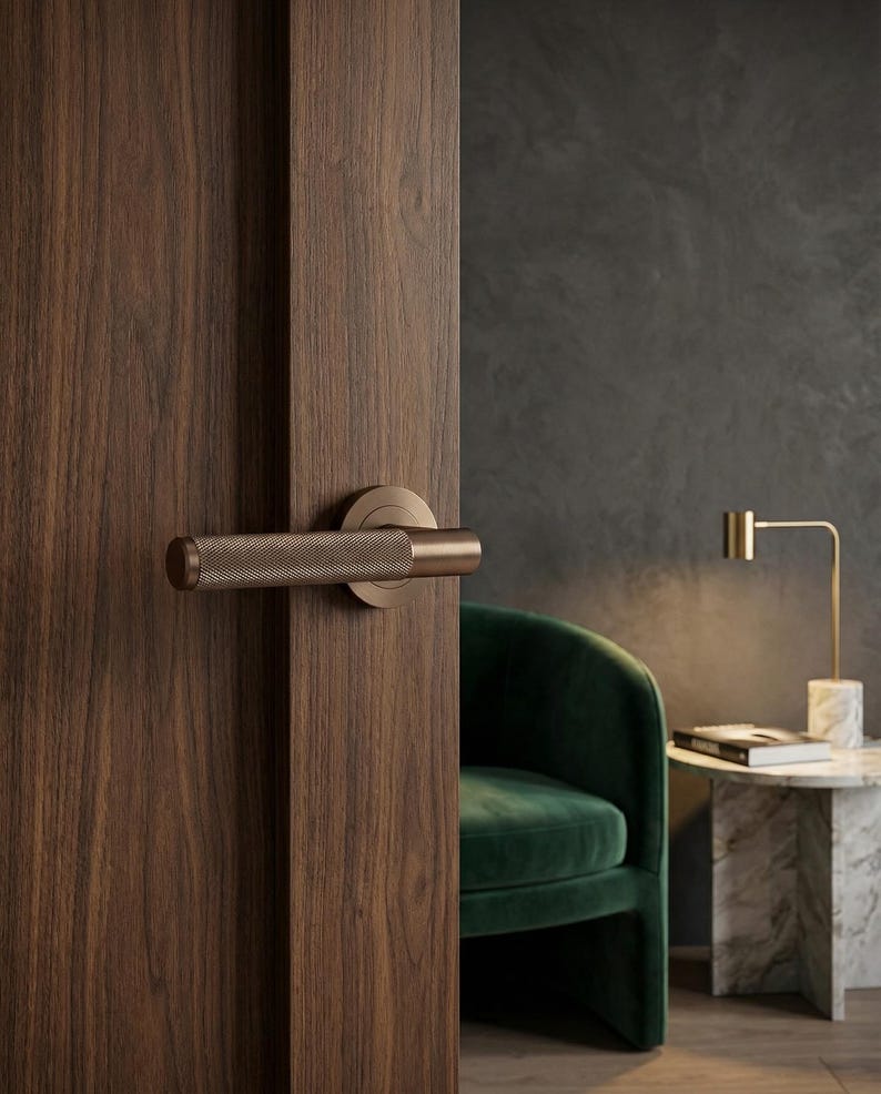 knurled door handles ,stylish, modern door handle Ideal for contemporary interiors, this durable handle is sold in pairs, image 1