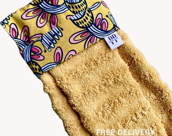 Toalla de mano colgante de algodón acanalado amarillo: lazo con estampado floral