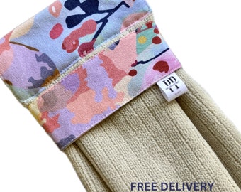 Toalla de mano colgante: Estampado floral de camuflaje, tela de microfibra o algodón.