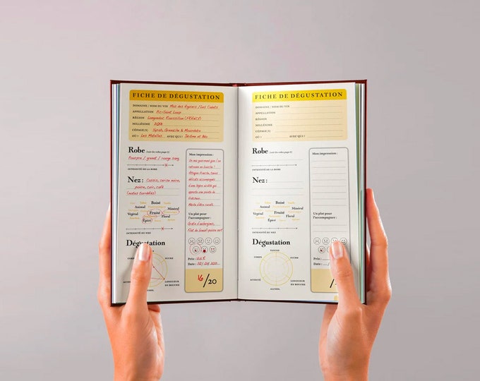 Wine Tasting Journal - 200 pages to evaluate your discoveries